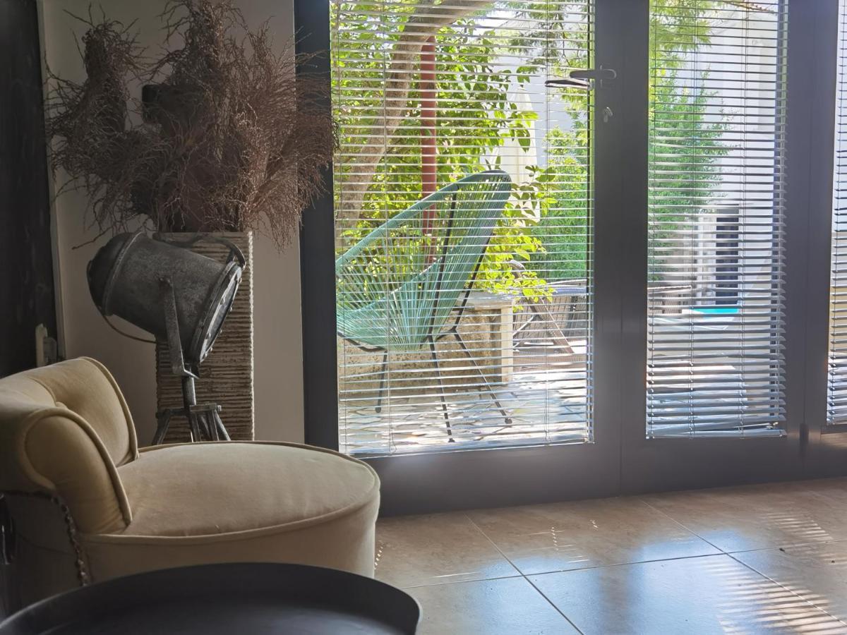 Pine And Lime Apartments Πούλα Εξωτερικό φωτογραφία