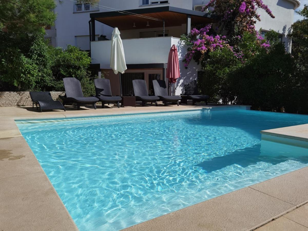 Pine And Lime Apartments Πούλα Εξωτερικό φωτογραφία