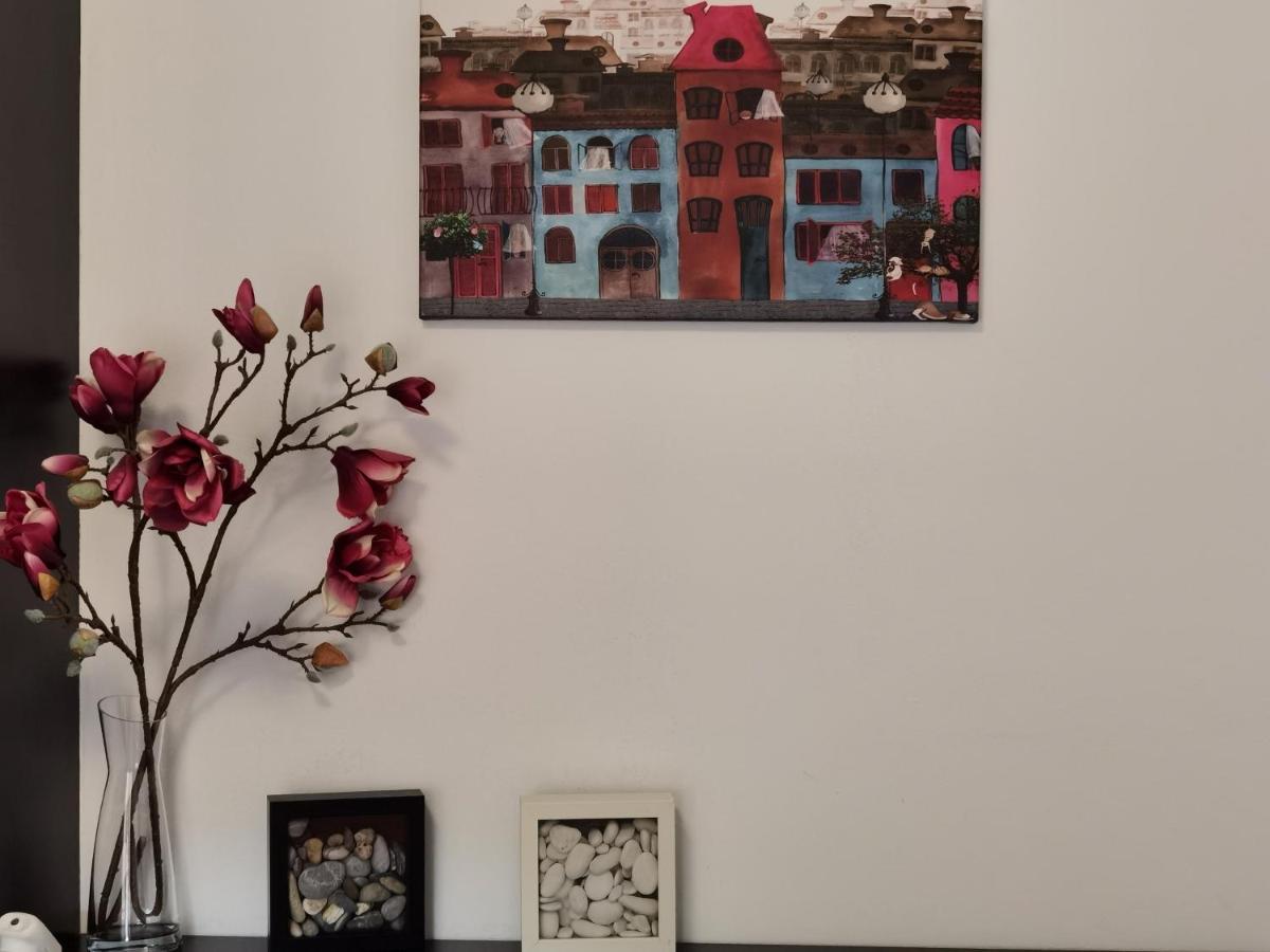 Pine And Lime Apartments Πούλα Εξωτερικό φωτογραφία